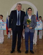 Учащимуся 10 класса гимназии "Росток" вручена премия мера Анапы